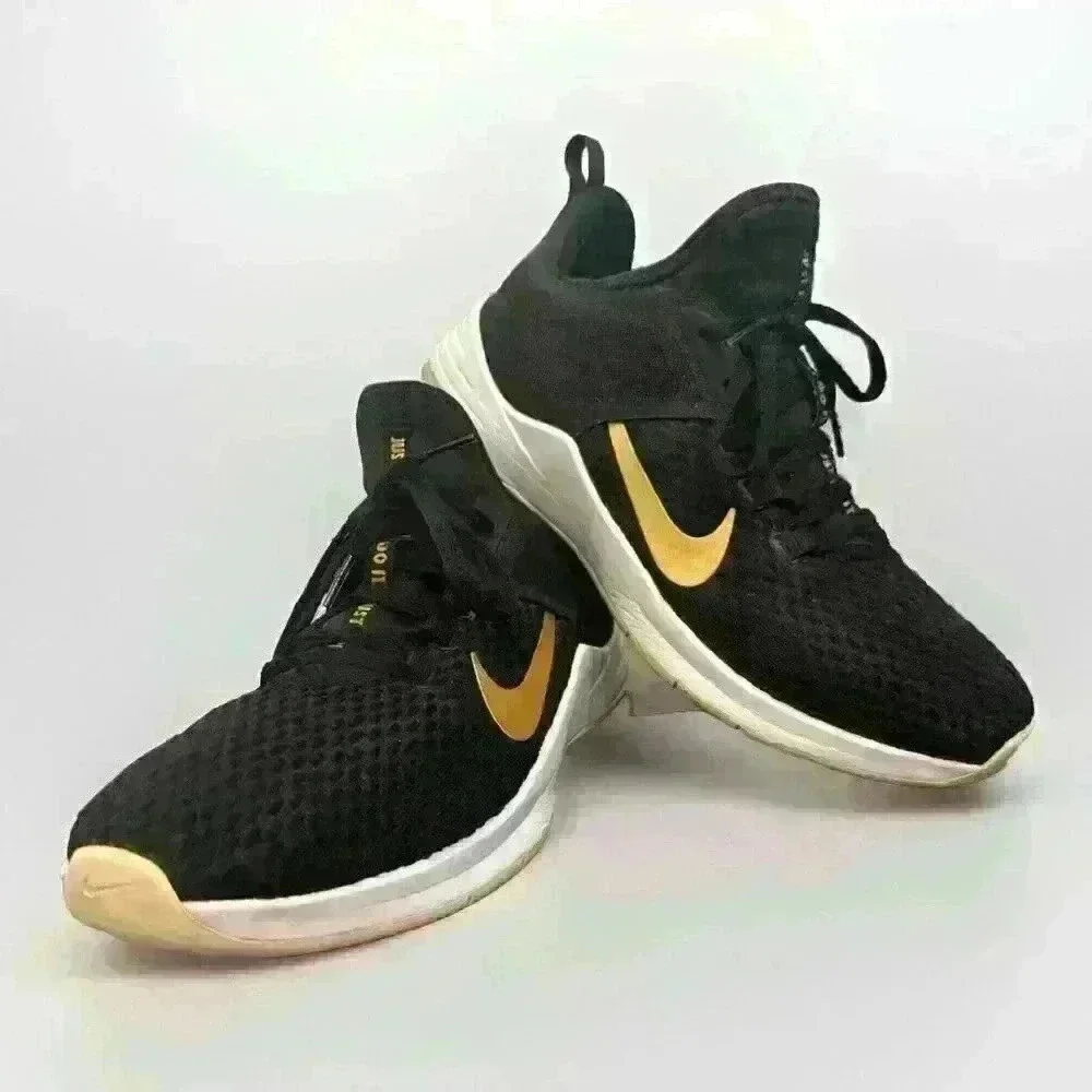 Nike Women’s Air Max Bella TR 2 AQ7492-001 Black Gold Running Shoes Size 10
